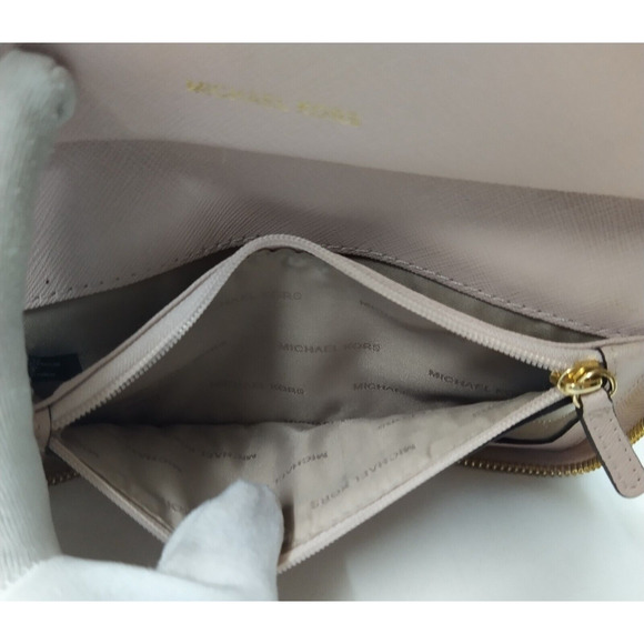 Michael Kors Light Pink Pebbled Leather Zip Around Credit Card ID Window Wallet - Picture 11 of 15